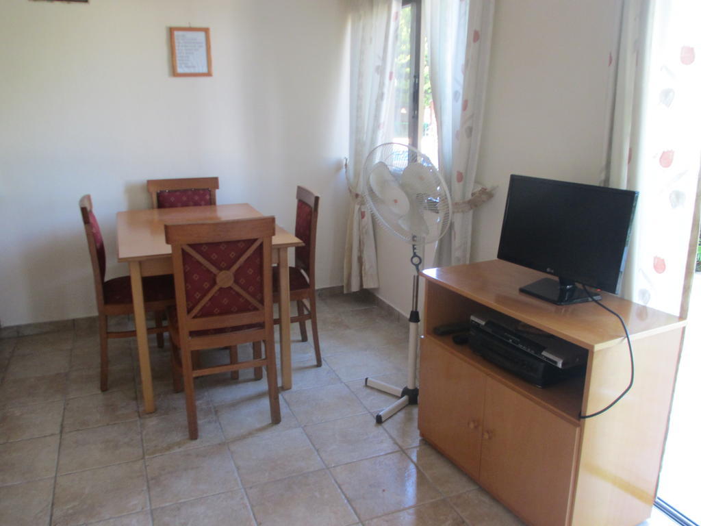 Anastasia Holiday Apartments Klorakas 部屋 写真